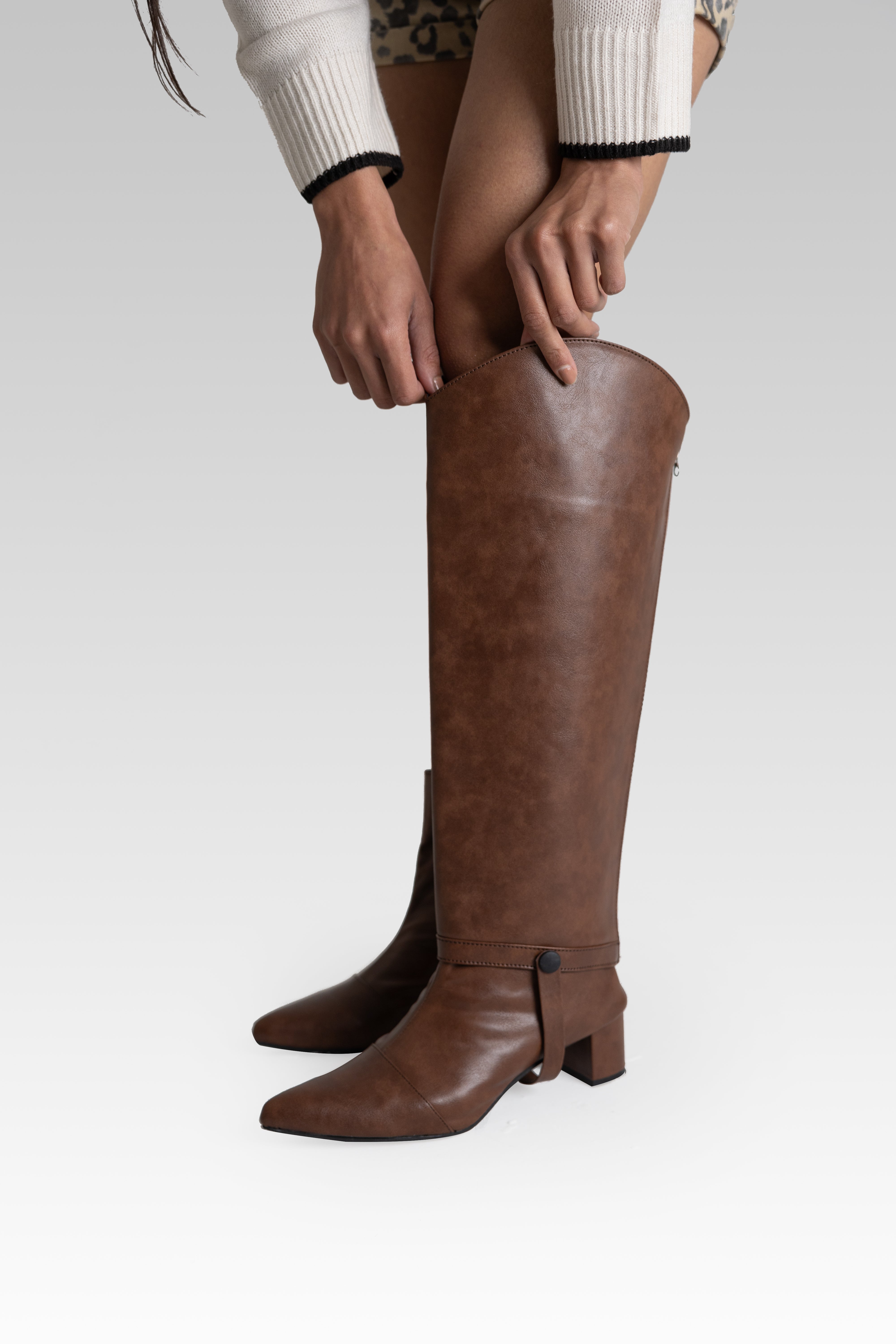 DEUX Changeable Boots Brown