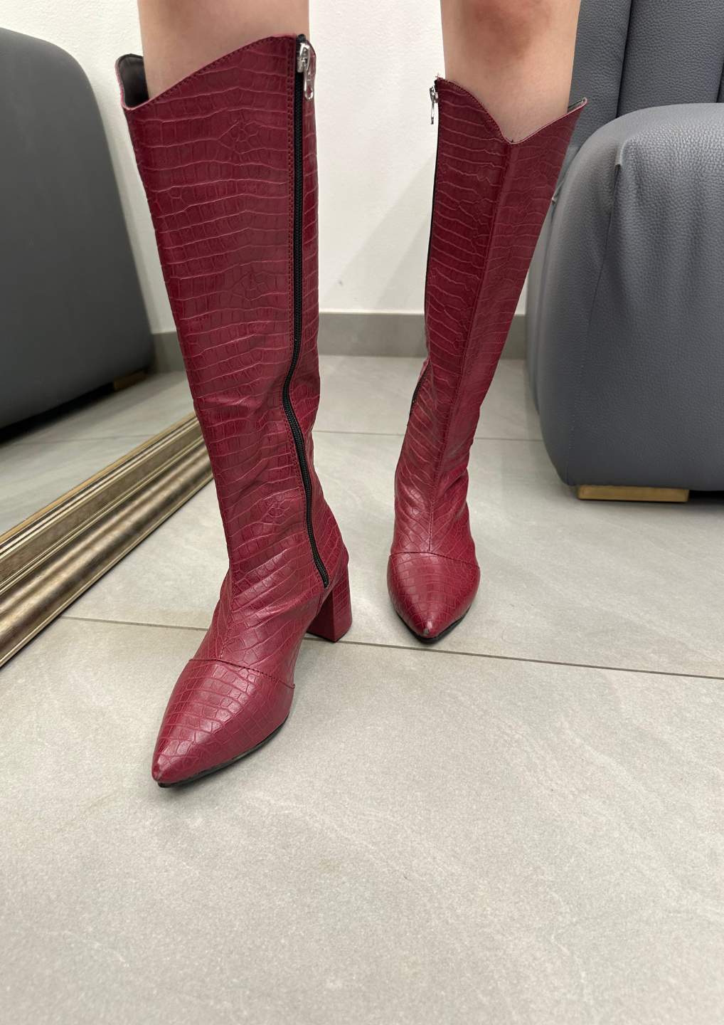 DEZIRE Maroon
