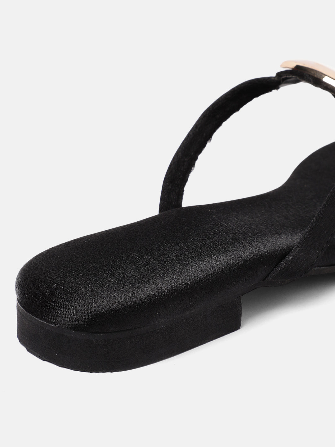 AURA BLACK