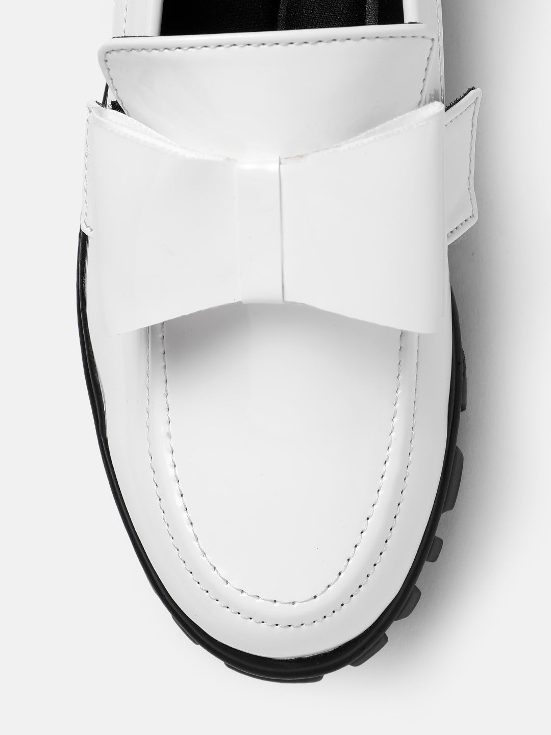 STARK WHITE