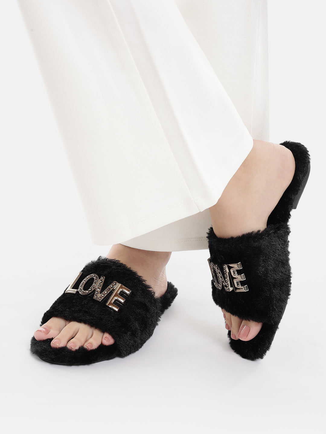 BUTTERCUP BLACK