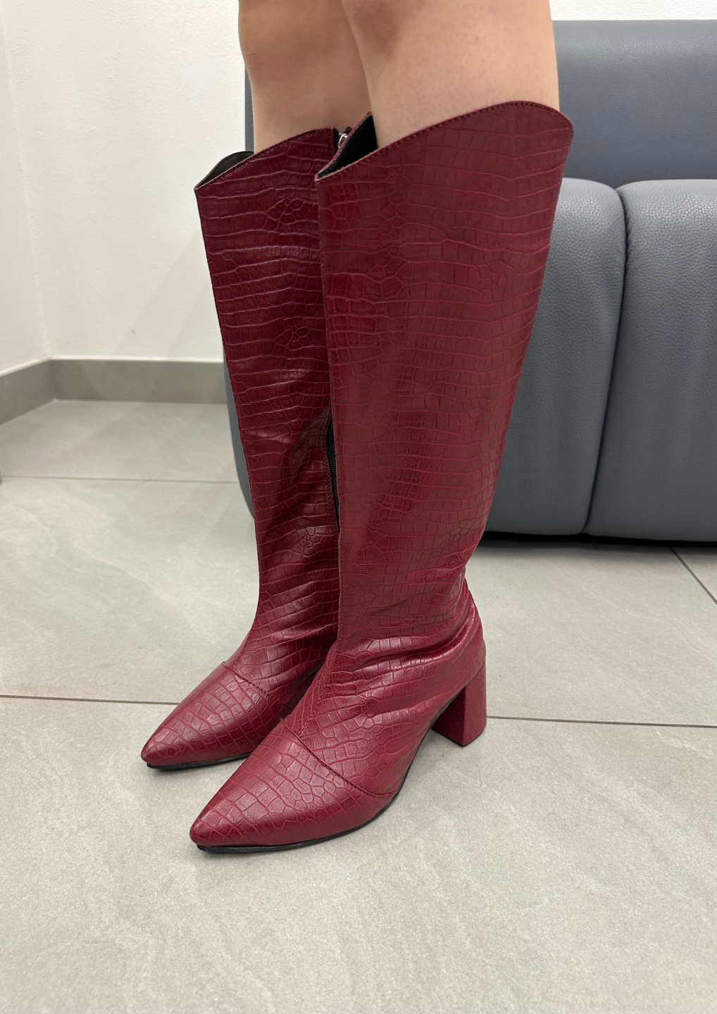 DEZIRE Maroon