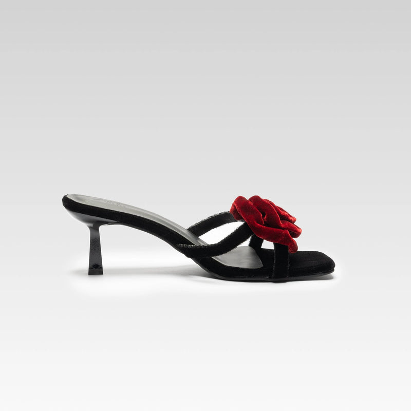MUSE BLACK